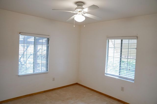 2104 W Magnolia Avenue, Caruthers, CA 93609