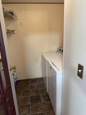 479 Horseshoe Bend Rd, Linden, TN 37096