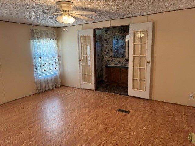 479 Horseshoe Bend Rd, Linden, TN 37096