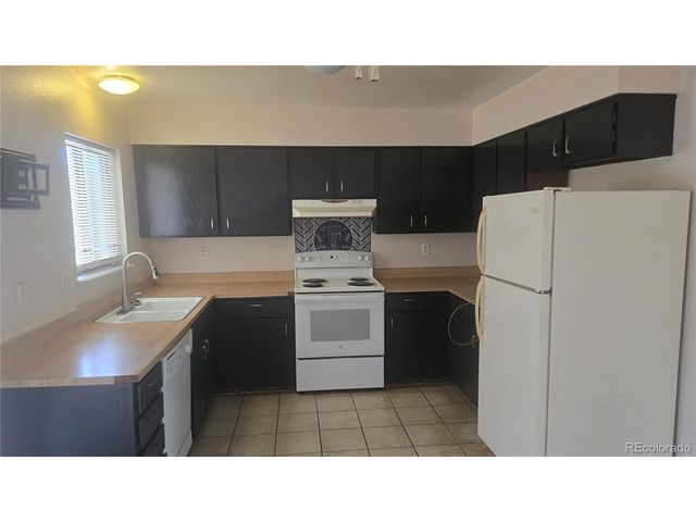 16723 E Ithaca Pl, Aurora, CO 80013
