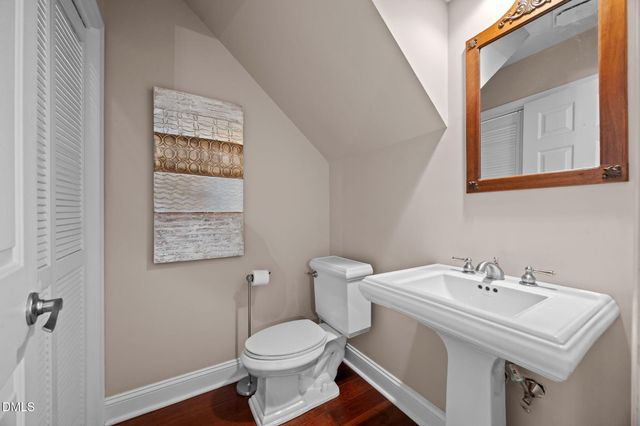 5530 Forest Oaks Drive, Raleigh, NC 27609