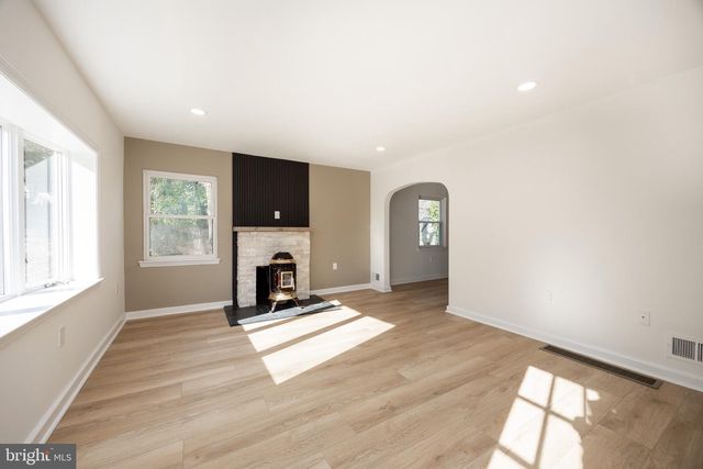 648 SHOEMAKER LN, King Of Prussia, PA 19406