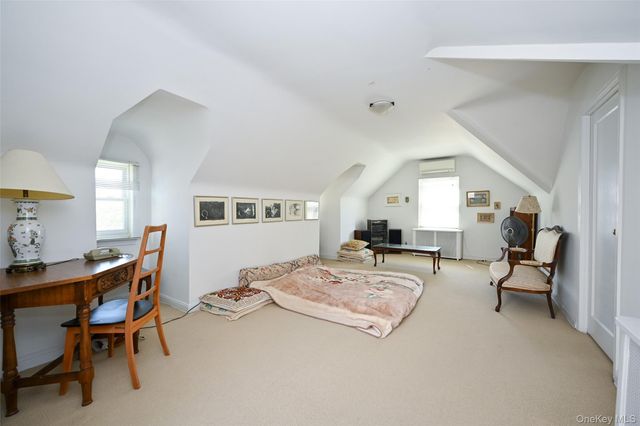 75-64 180th Street, Fresh Meadows, NY 11366