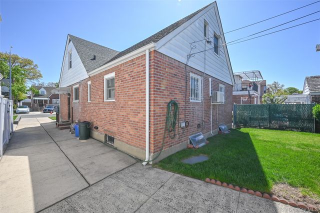 75-64 180th Street, Fresh Meadows, NY 11366