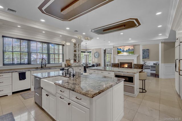 36 Old Field Road, Setauket, NY 11733