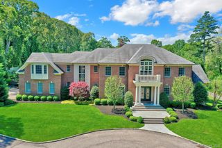 36 Old Field Road, Setauket, NY 11733
