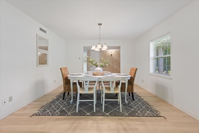 6622 Hunters Ridge Drive, Dallas, TX 75248