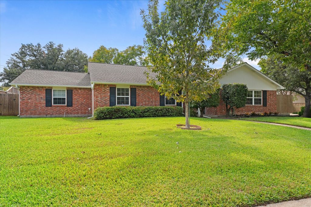 6622 Hunters Ridge Drive, Dallas, TX 75248