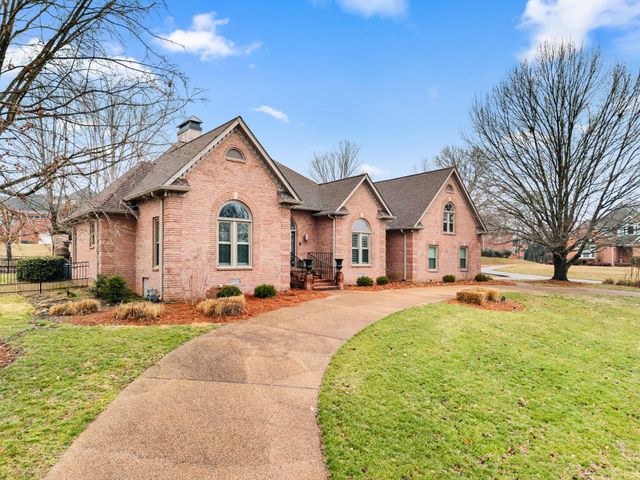 601 Ward Cir, Old Hickory, TN 37138