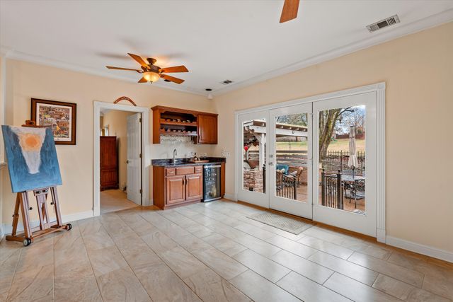 601 Ward Cir, Old Hickory, TN 37138