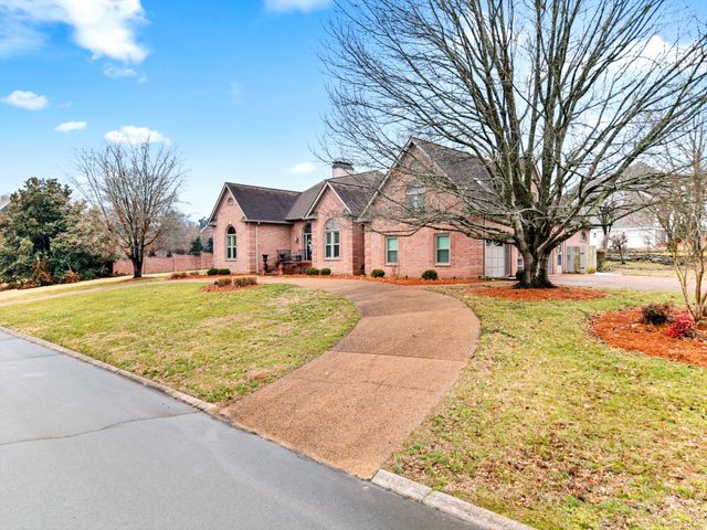 601 Ward Cir, Old Hickory, TN 37138
