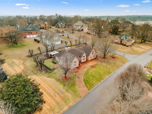 601 Ward Cir, Old Hickory, TN 37138