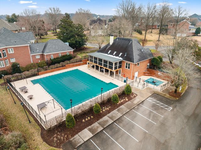 601 Ward Cir, Old Hickory, TN 37138