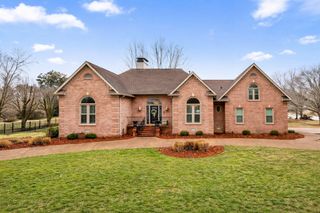 601 Ward Cir, Old Hickory, TN 37138