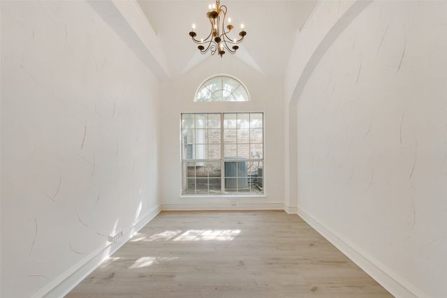8209 Shoshoni Drive, Arlington, TX 76002
