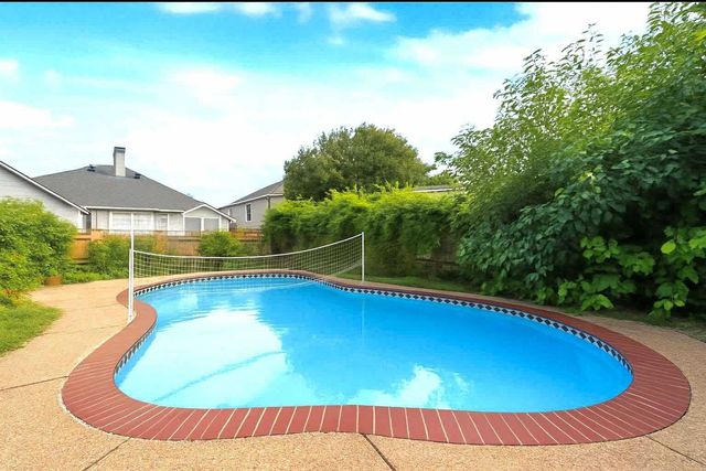 8209 Shoshoni Drive, Arlington, TX 76002