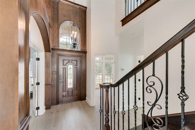 8209 Shoshoni Drive, Arlington, TX 76002
