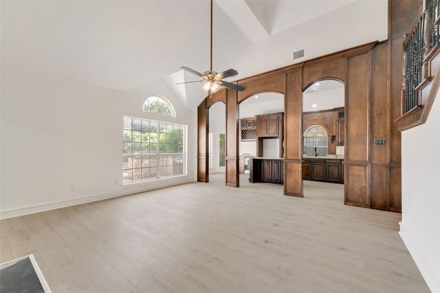 8209 Shoshoni Drive, Arlington, TX 76002