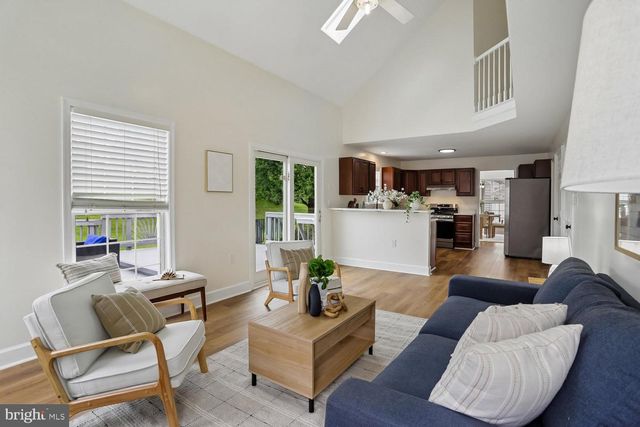 20893 FOWLERS MILL CIR, Ashburn, VA 20147