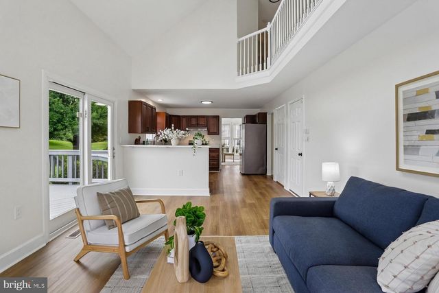 20893 FOWLERS MILL CIR, Ashburn, VA 20147