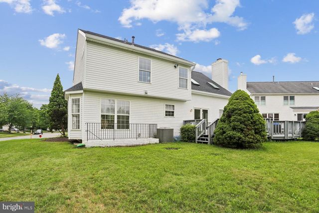 20893 FOWLERS MILL CIR, Ashburn, VA 20147