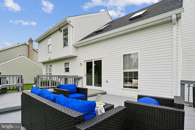 20893 FOWLERS MILL CIR, Ashburn, VA 20147