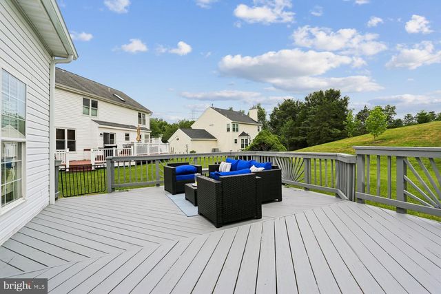 20893 FOWLERS MILL CIR, Ashburn, VA 20147