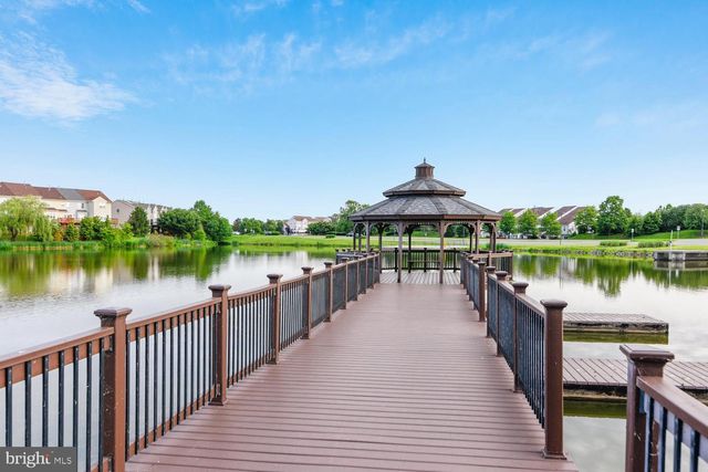 20893 FOWLERS MILL CIR, Ashburn, VA 20147