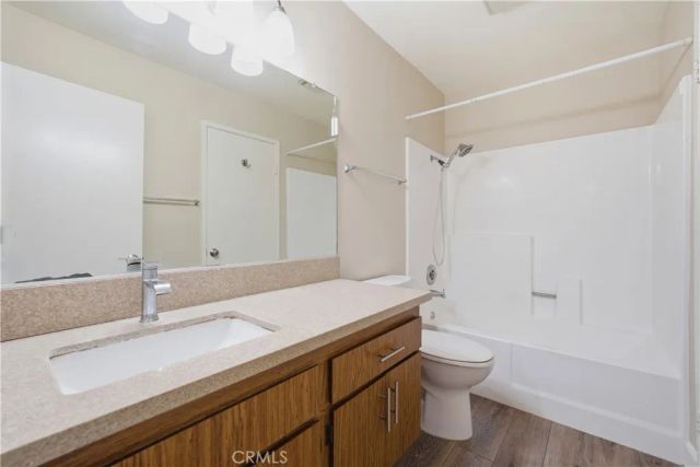 18 Fox Hollow, Irvine, CA 92614