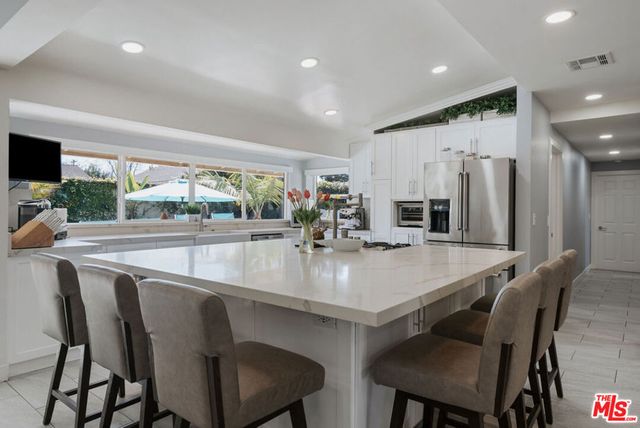 11332 Loch Lomond Road, Los Alamitos, CA 90720