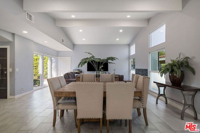 11332 Loch Lomond Road, Los Alamitos, CA 90720