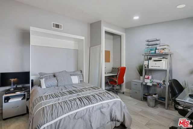 11332 Loch Lomond Road, Los Alamitos, CA 90720