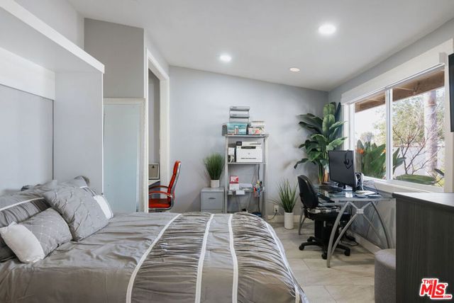 11332 Loch Lomond Road, Los Alamitos, CA 90720