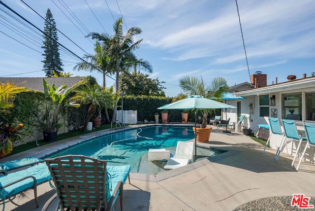 11332 Loch Lomond Road, Los Alamitos, CA 90720