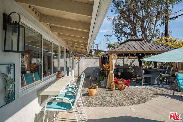 11332 Loch Lomond Road, Los Alamitos, CA 90720