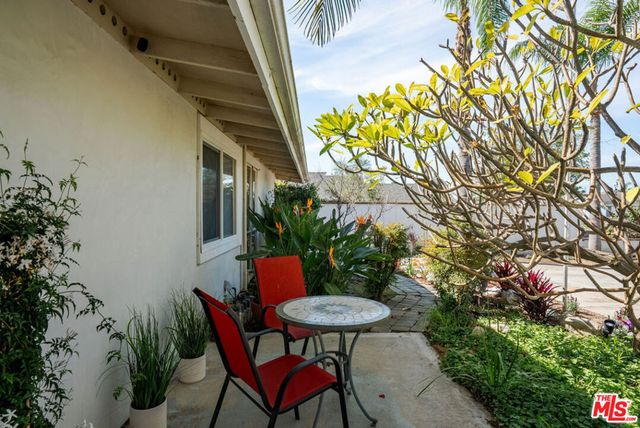 11332 Loch Lomond Road, Los Alamitos, CA 90720