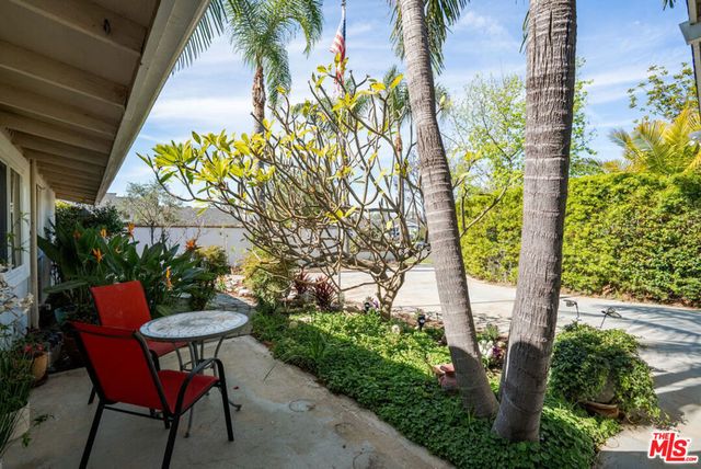 11332 Loch Lomond Road, Los Alamitos, CA 90720