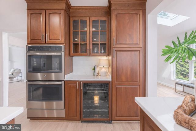 7303 HONEYWELL LN, Bethesda, MD 20814