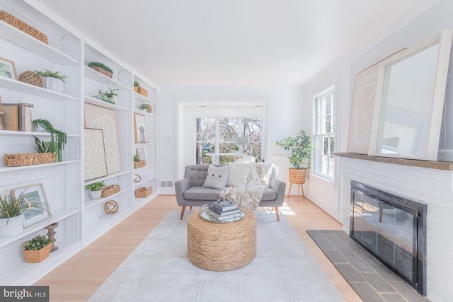 7303 HONEYWELL LN, Bethesda, MD 20814