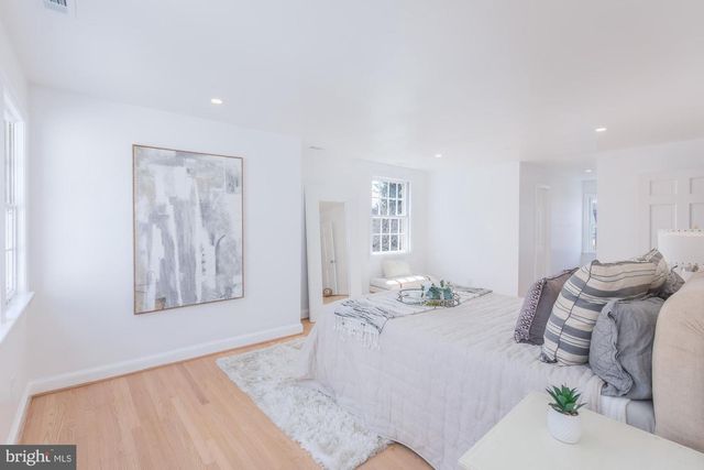 7303 HONEYWELL LN, Bethesda, MD 20814