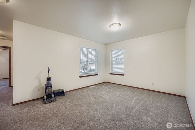 10014 Dragt Street SE, Yelm, WA 98597