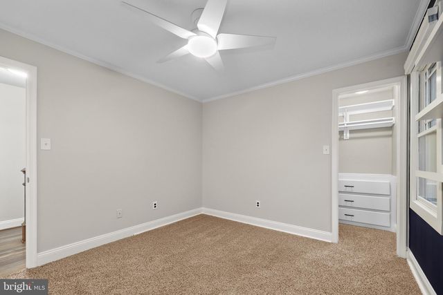 11953 FALLING CREEK DR, Manassas, VA 20112