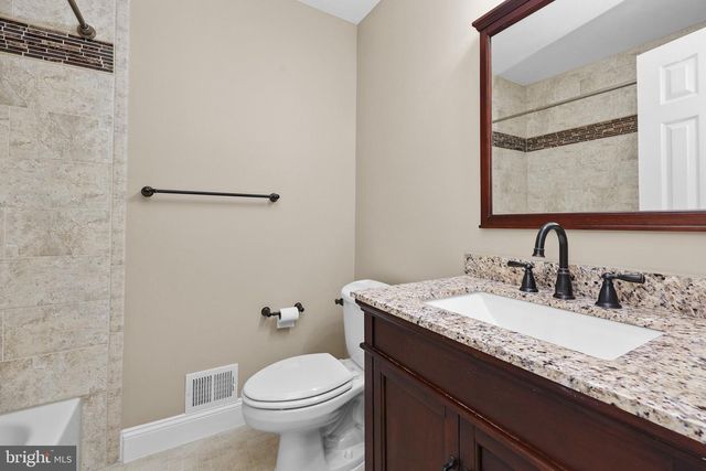 11953 FALLING CREEK DR, Manassas, VA 20112