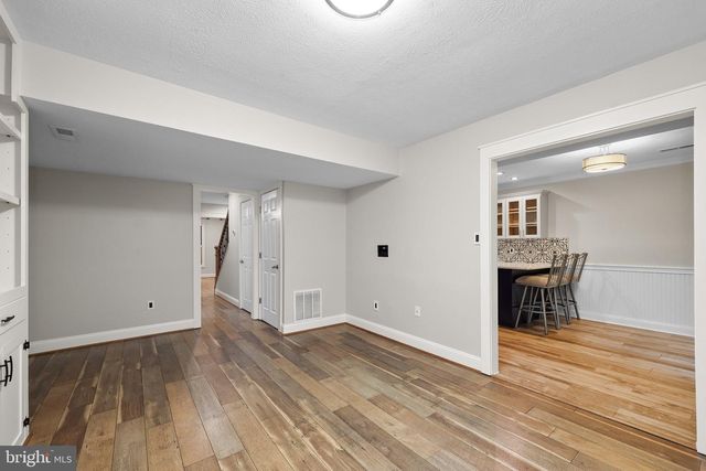 11953 FALLING CREEK DR, Manassas, VA 20112