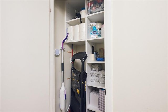 2479 Peachtree NE Road 611, Atlanta, GA 30305