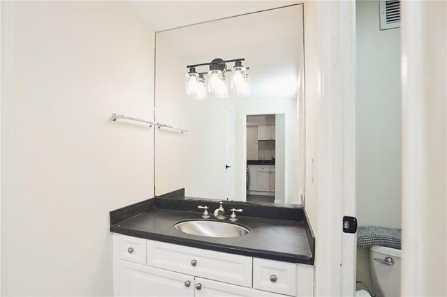 2479 Peachtree NE Road 611, Atlanta, GA 30305