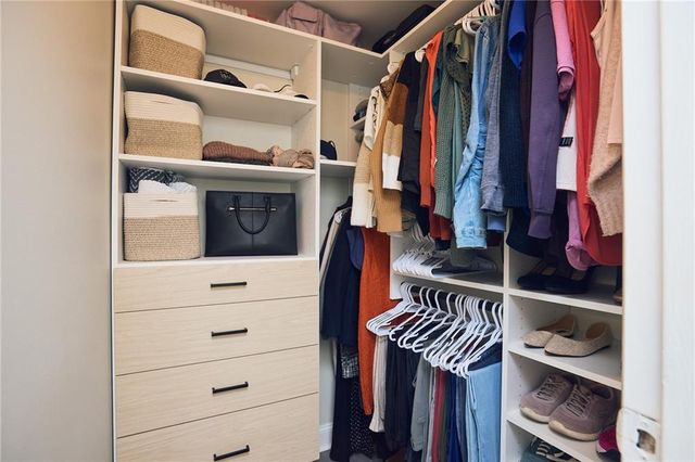 2479 Peachtree NE Road 611, Atlanta, GA 30305