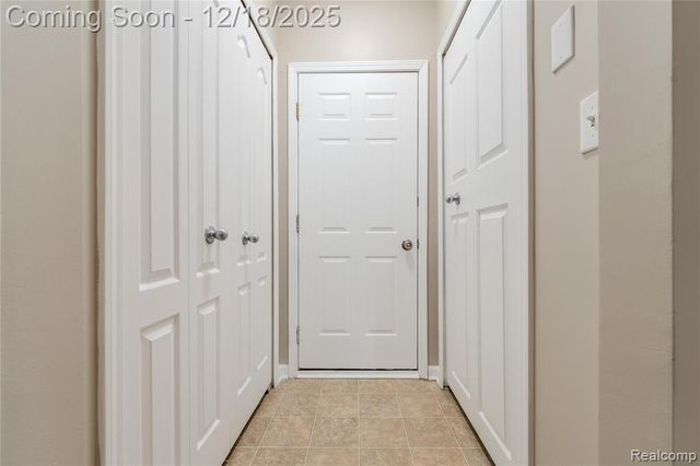 1030 Lorenzo Court, Troy, MI 48085