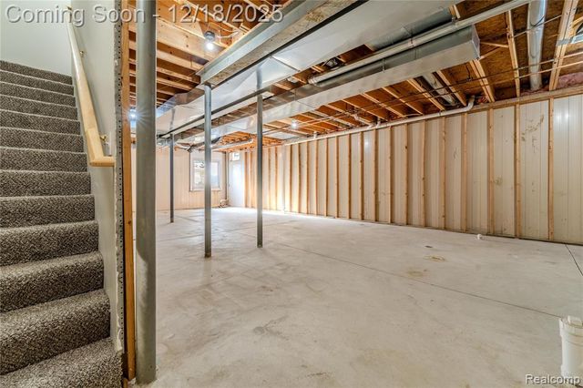 1030 Lorenzo Court, Troy, MI 48085