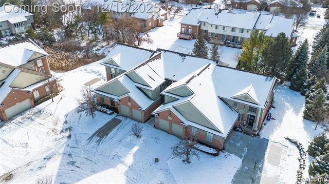 1030 Lorenzo Court, Troy, MI 48085